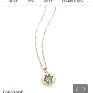 NWOT Park Lane Furry Necklace